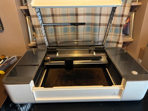 Glowforge plus laser - plus,